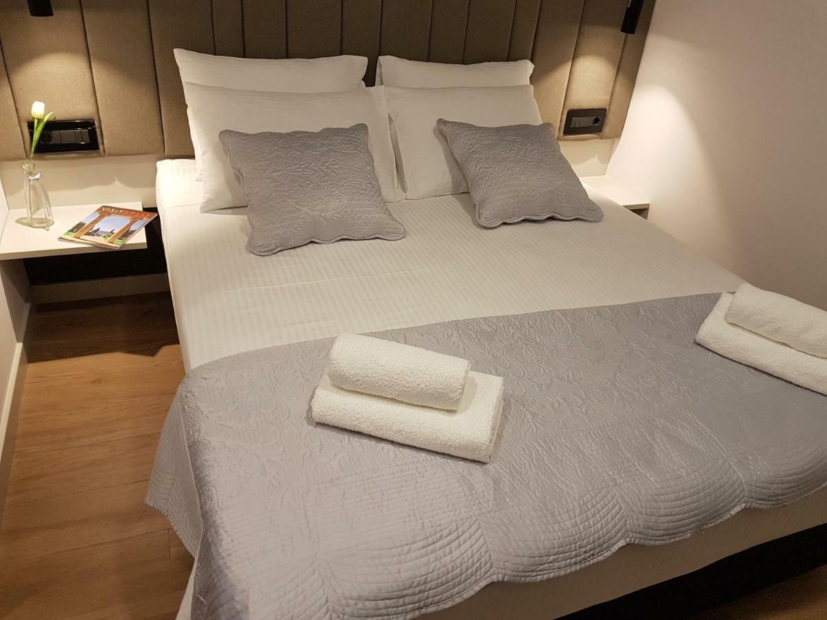 Le Soleil Rooms Split Exterior foto
